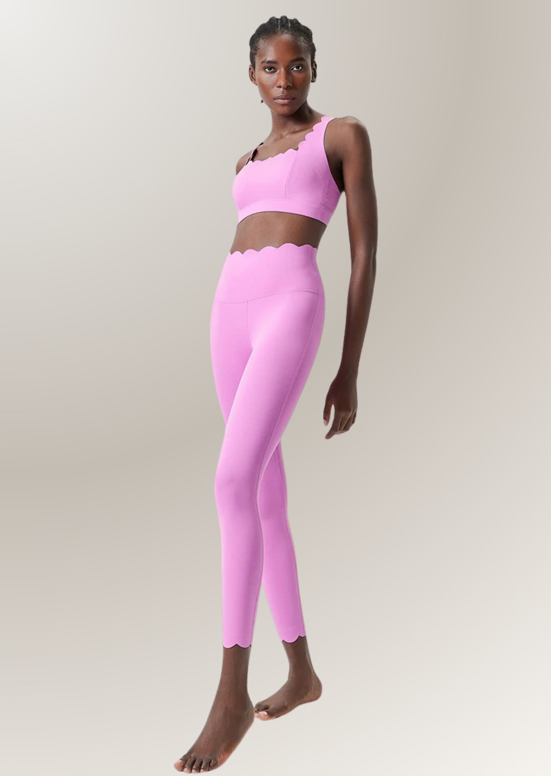 Scalloped Sculpt & Flow Seamless Set