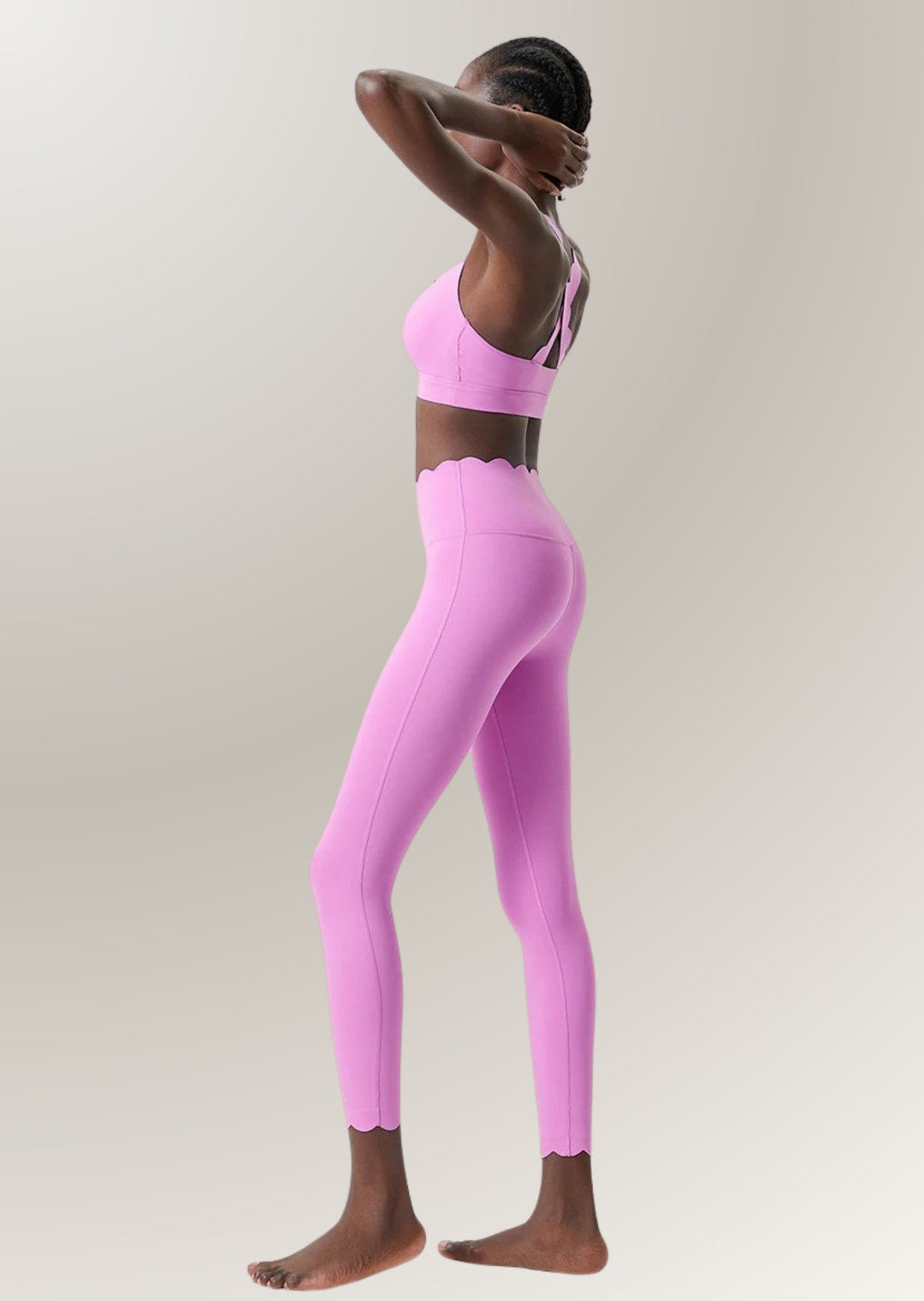 Scalloped Sculpt & Flow Seamless Set