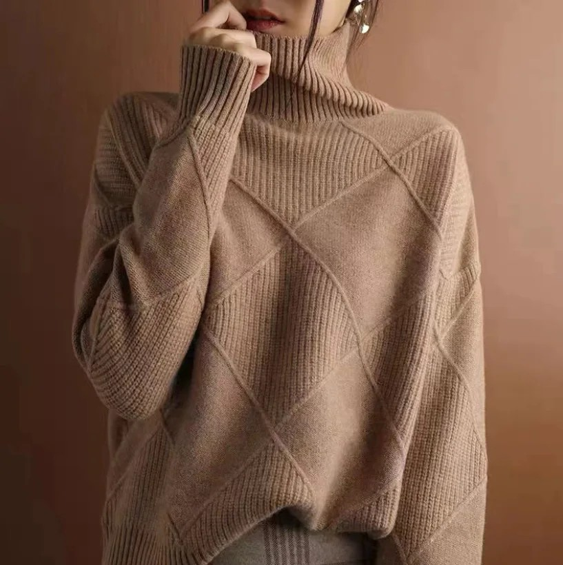 Giada Elegant High-Neck Sweater