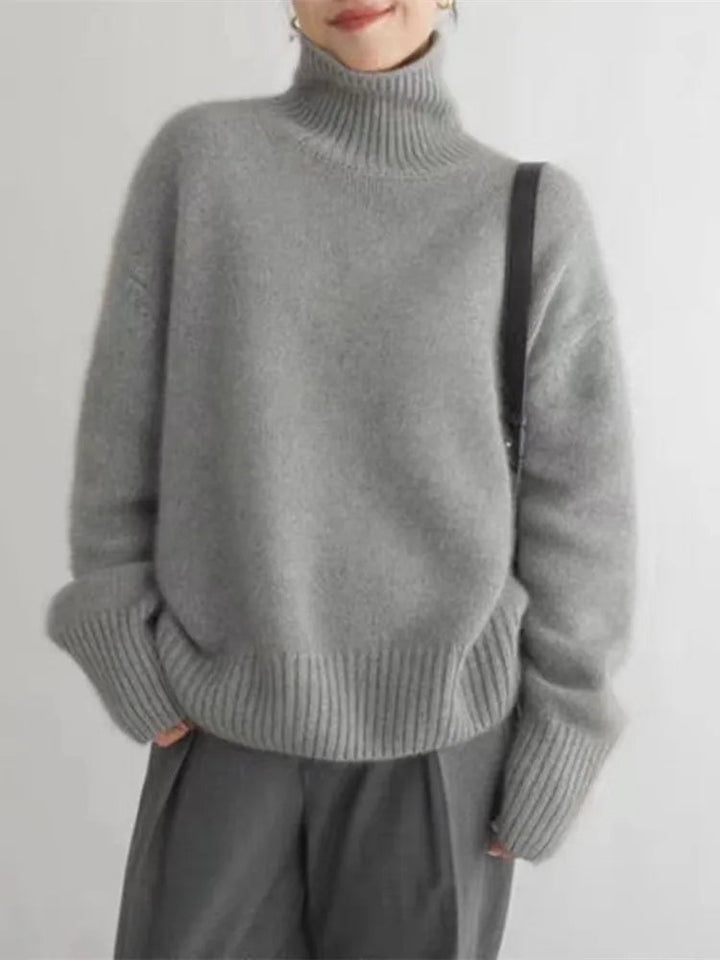 Elara Cozy Luxe Turtleneck Sweater