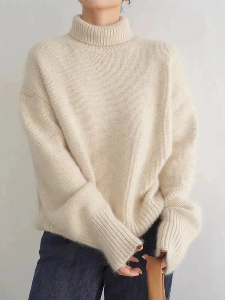 Elara Cozy Luxe Turtleneck Sweater