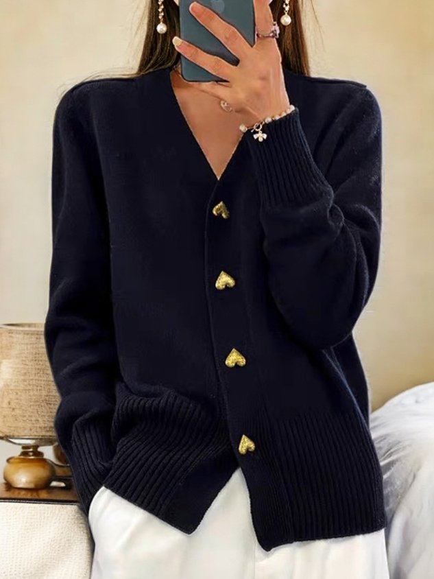 Viviane Graceful Heart Button Cardigan